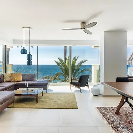 Great First Line Amazing Terrace Апартаменти Марбелья