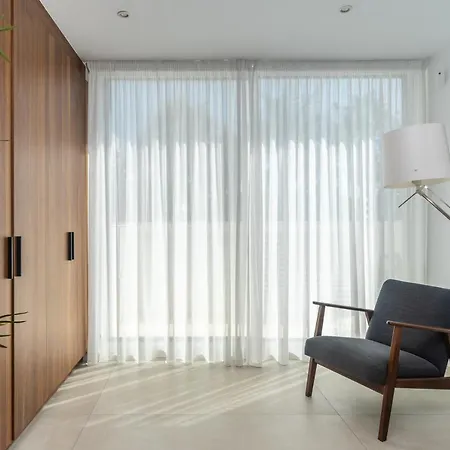 Great First Line Amazing Terrace *