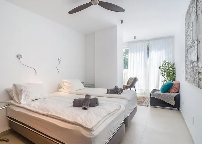 Great First Line Amazing Terrace Apartamento